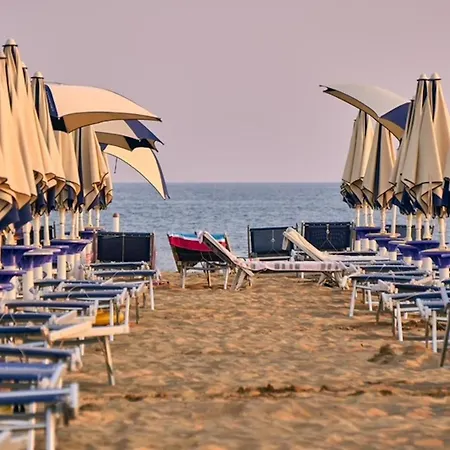 Relaxing Sea View Near The Promenade *