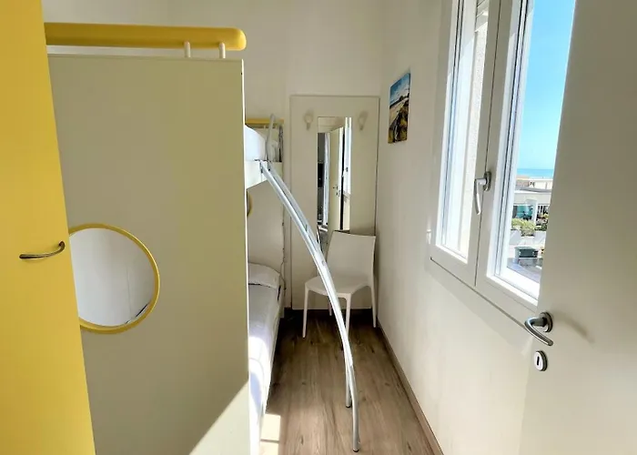 Relaxing Sea View Near The Promenade