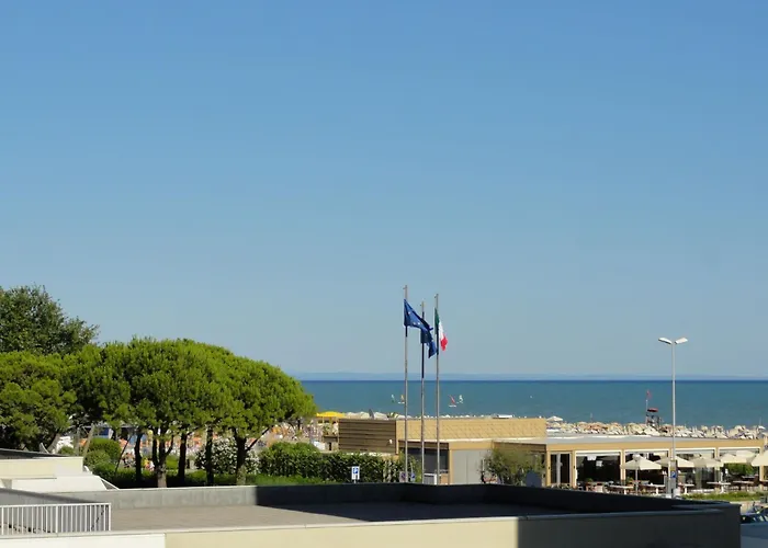 Relaxing Sea View Near The Promenade Διαμέρισμα Μπιμπιόνε